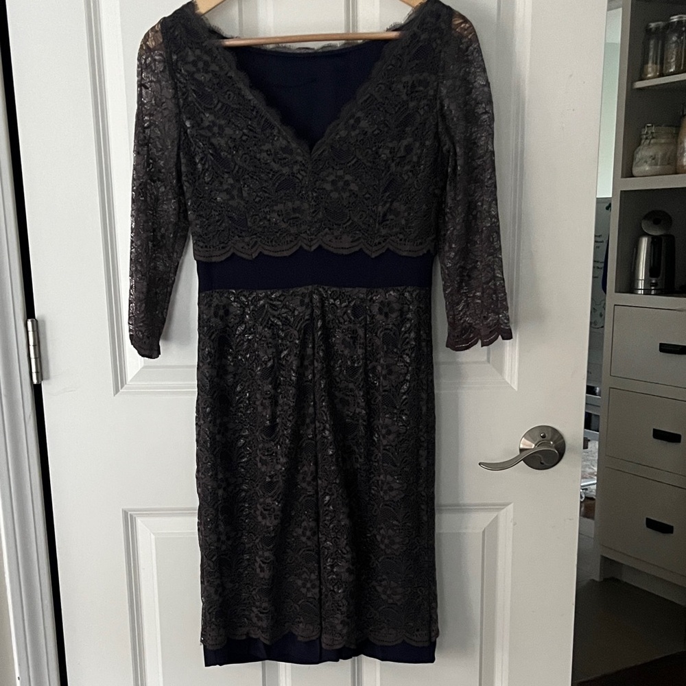 Boden Brown Lace Long Sleeve mini dress v back sz 4 regular - Picture 6 of 7